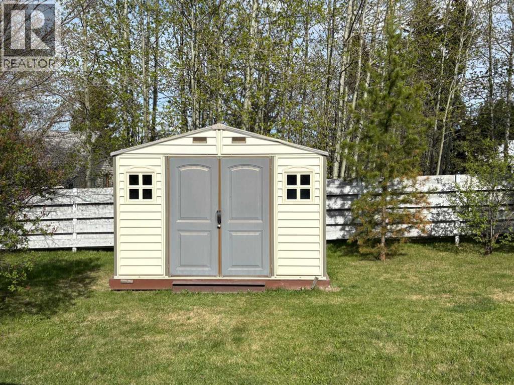 4915 50 Avenue E, Bluffton, Alberta  T0C 0M0 - Photo 27 - A2313696