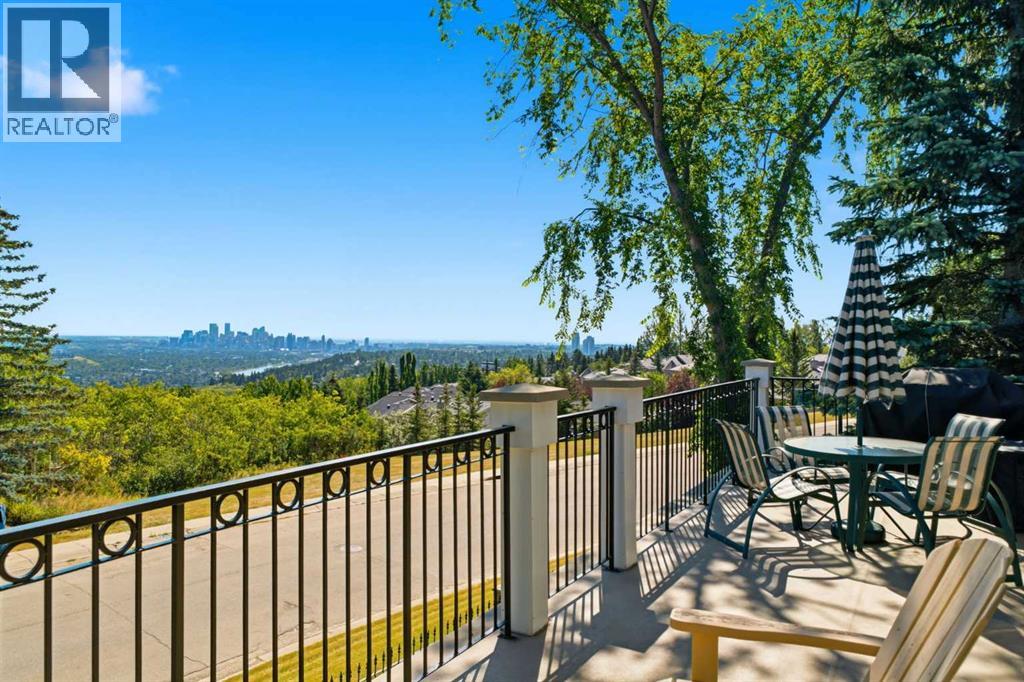 60 Prominence Point SW, Calgary, Alberta  T3H 3E8 - Photo 9 - A2334548
