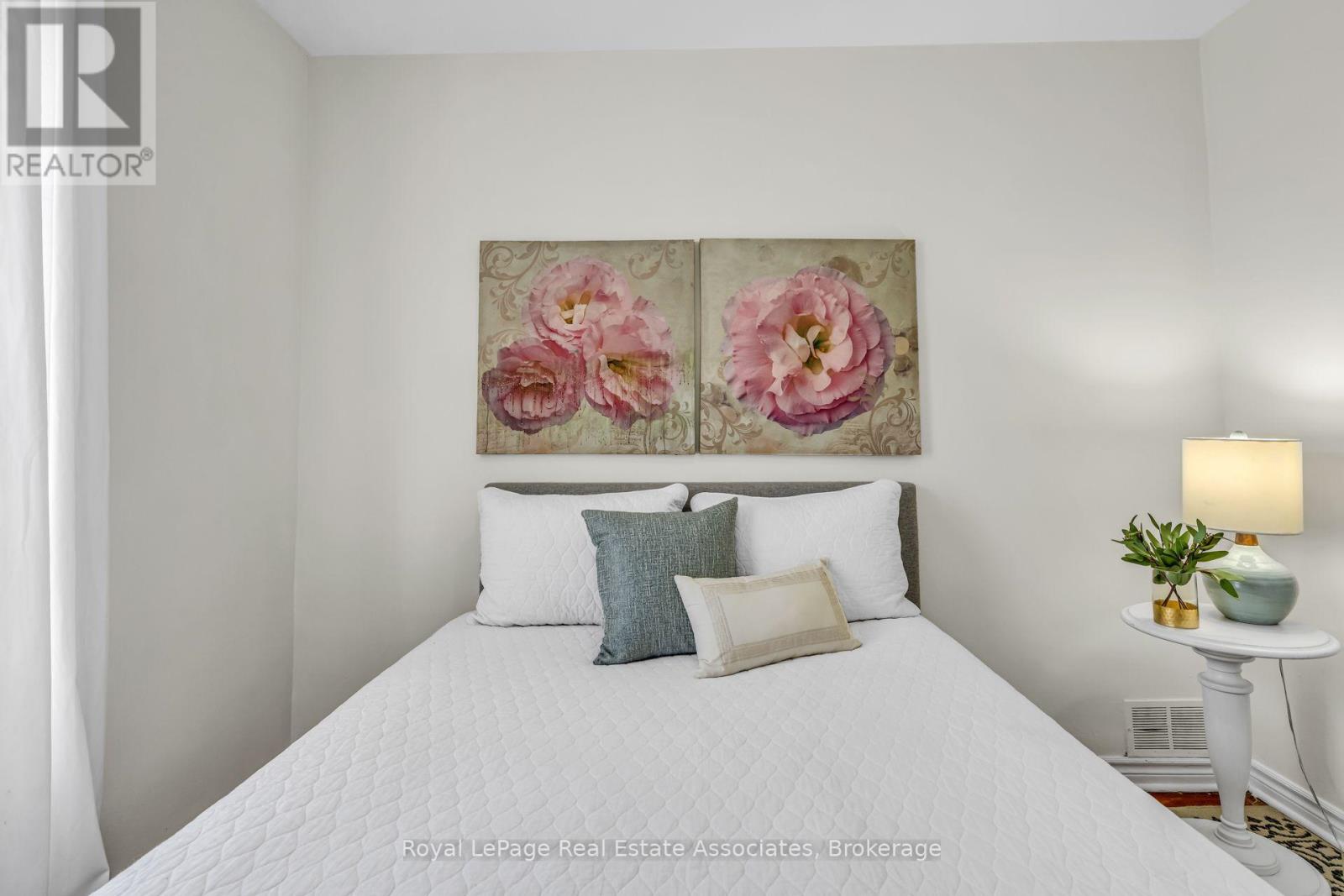 62 Rowntree Avenue, Toronto, Ontario  M6N 1R9 - Photo 30 - W13687202