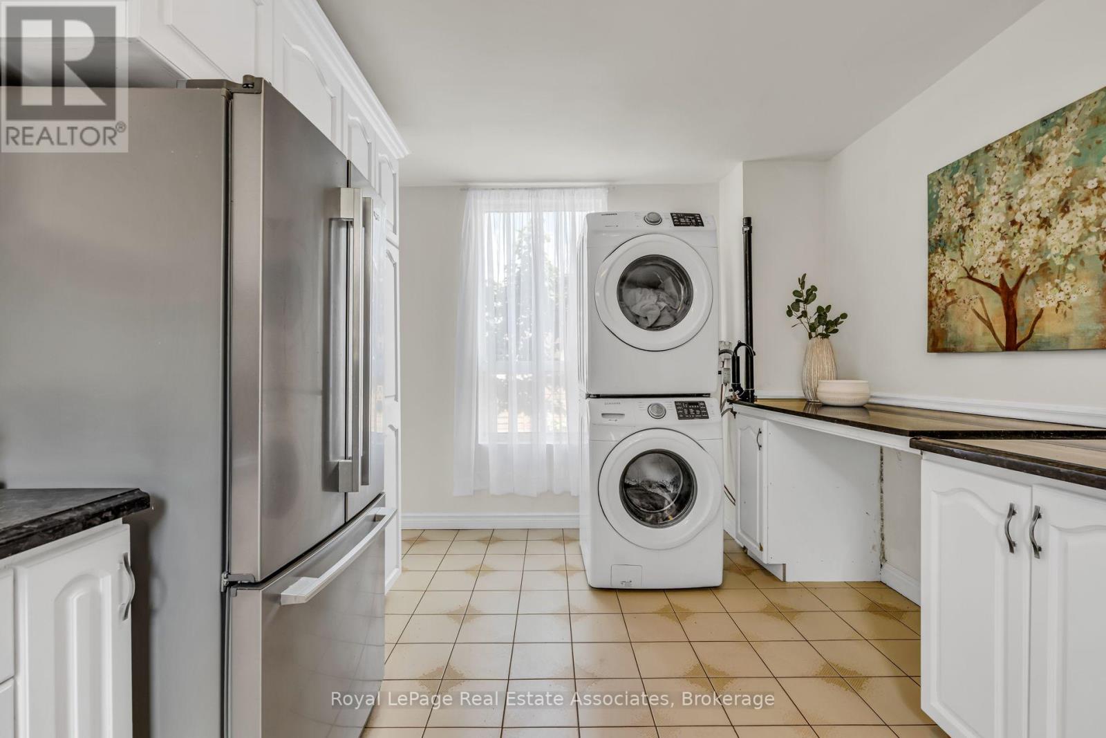 62 Rowntree Avenue, Toronto, Ontario  M6N 1R9 - Photo 22 - W13687202