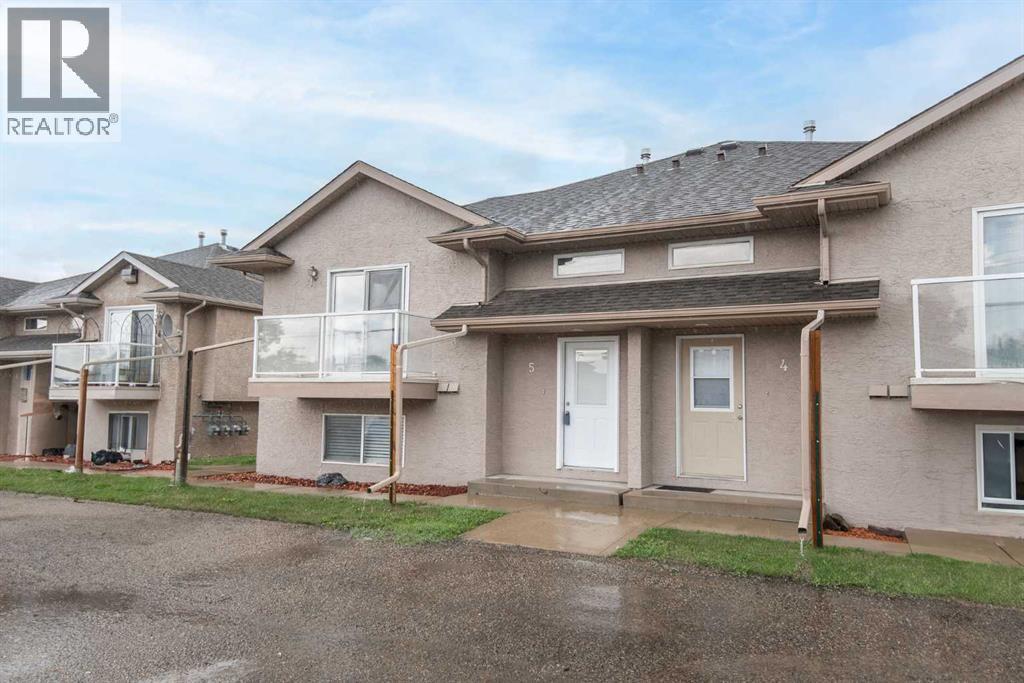 5, 4626 44 Street, Sylvan Lake, Alberta