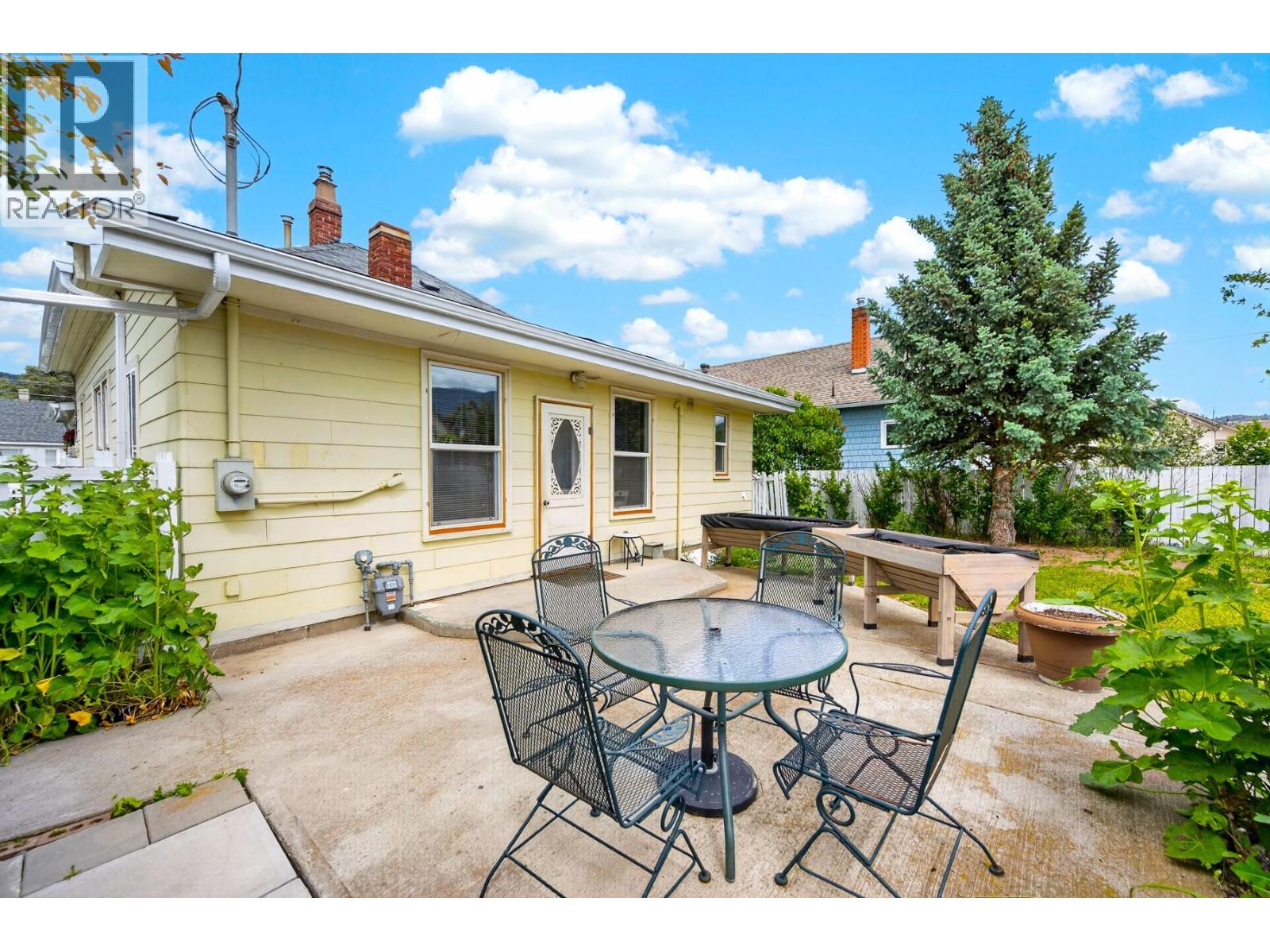 1888 Granite Avenue, Merritt, British Columbia  V1K 1B8 - Photo 4 - 10391248