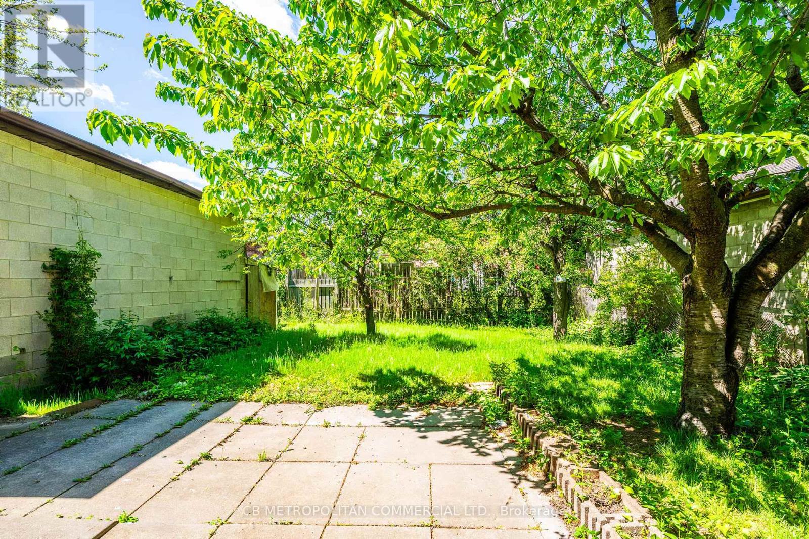 110 Marcella Street, Toronto, Ontario M1G 1L4 - Photo 16 - E13679040