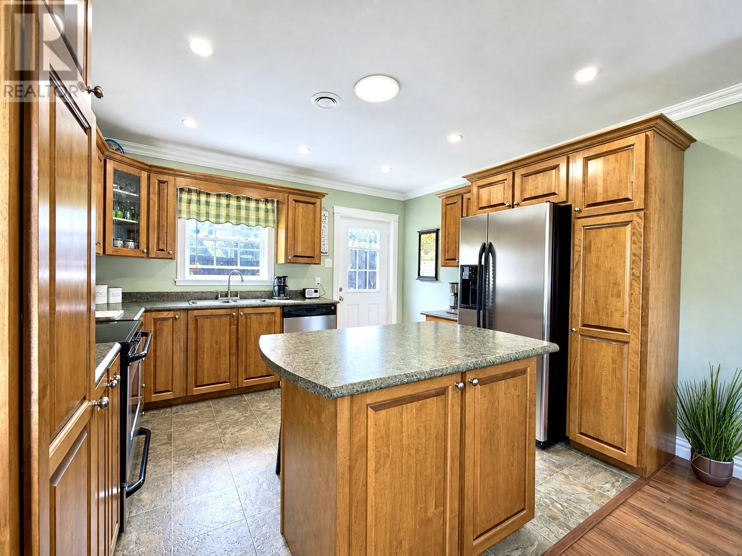 76 CLEARWATER Drive, CLARENVILLE — photo 19