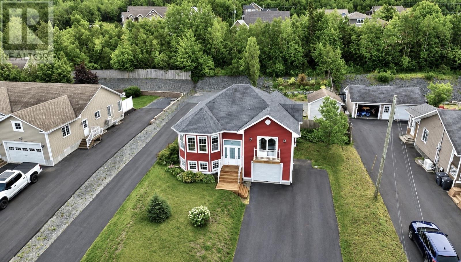 76 CLEARWATER Drive, CLARENVILLE — photo 3