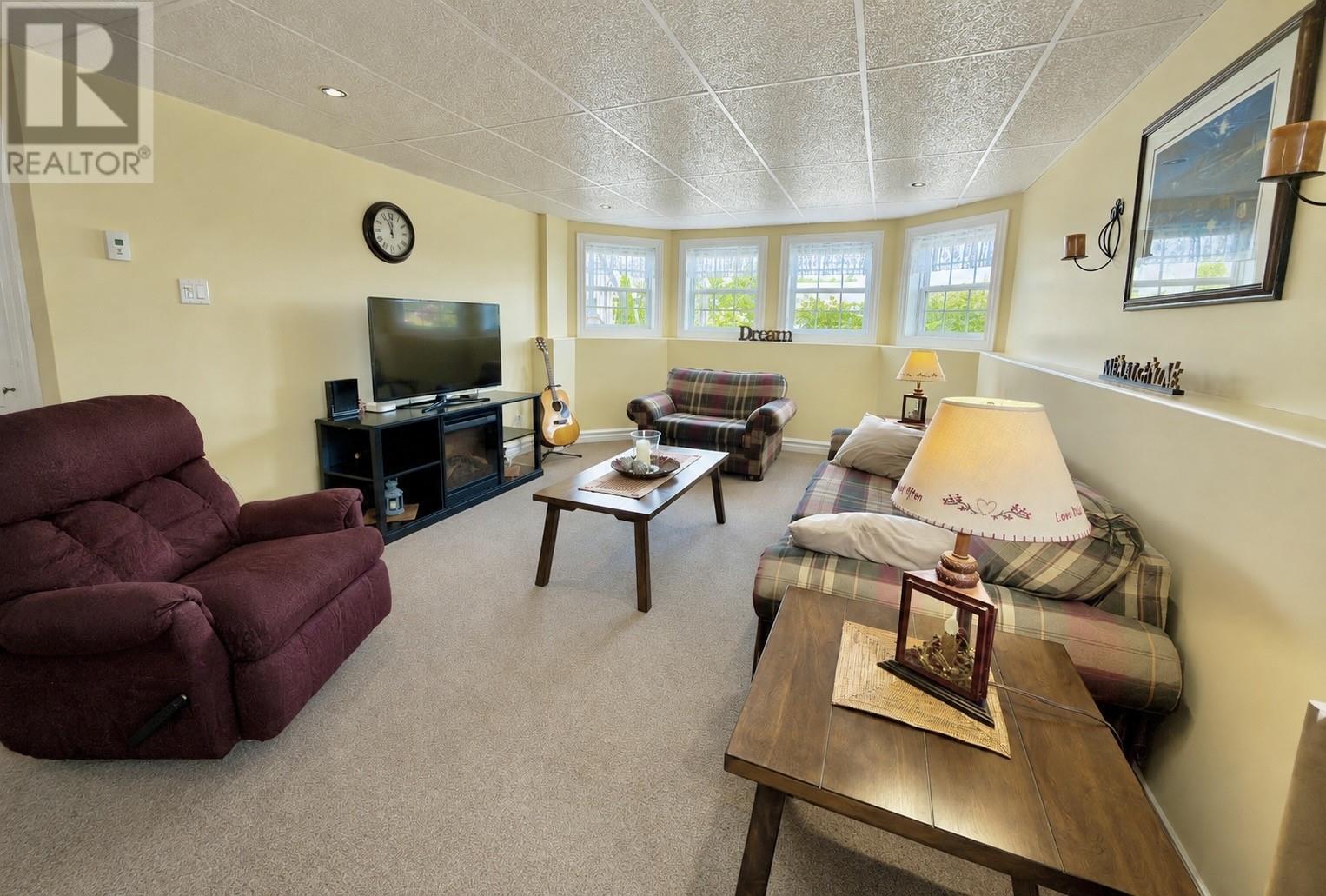76 CLEARWATER Drive, CLARENVILLE — photo 30