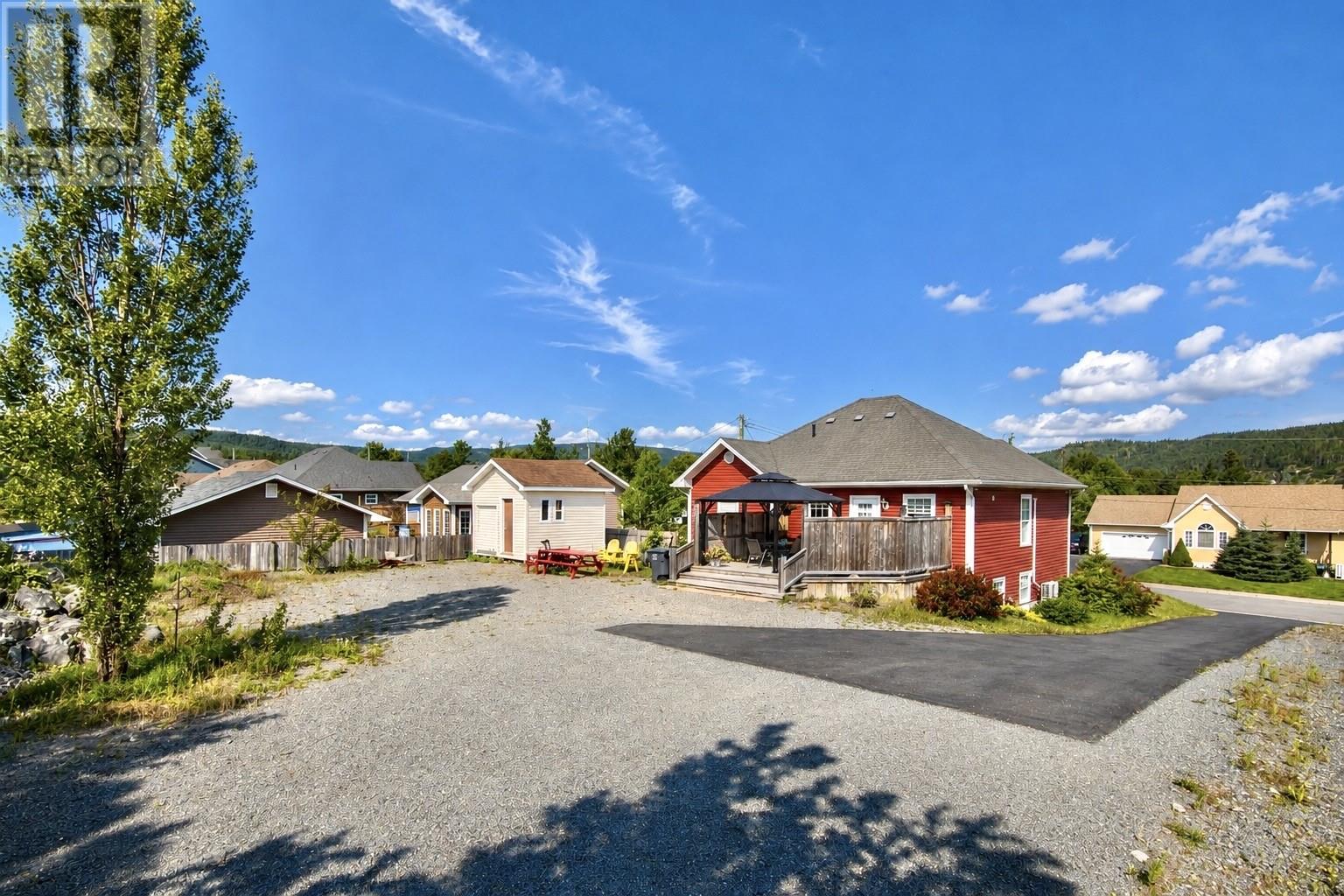 76 CLEARWATER Drive, CLARENVILLE — photo 5