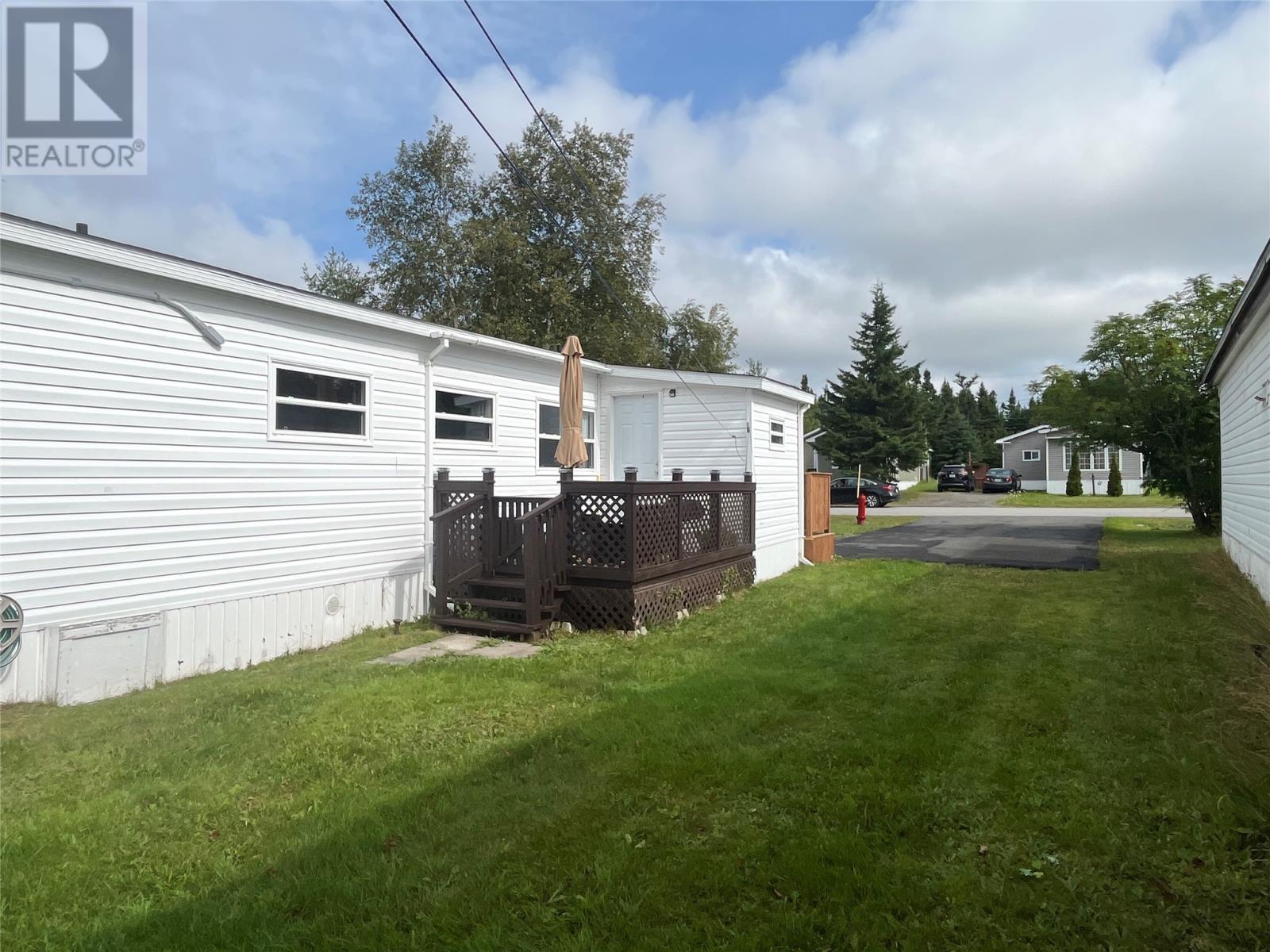 15 Viscount Crescent, Gander — photo 4