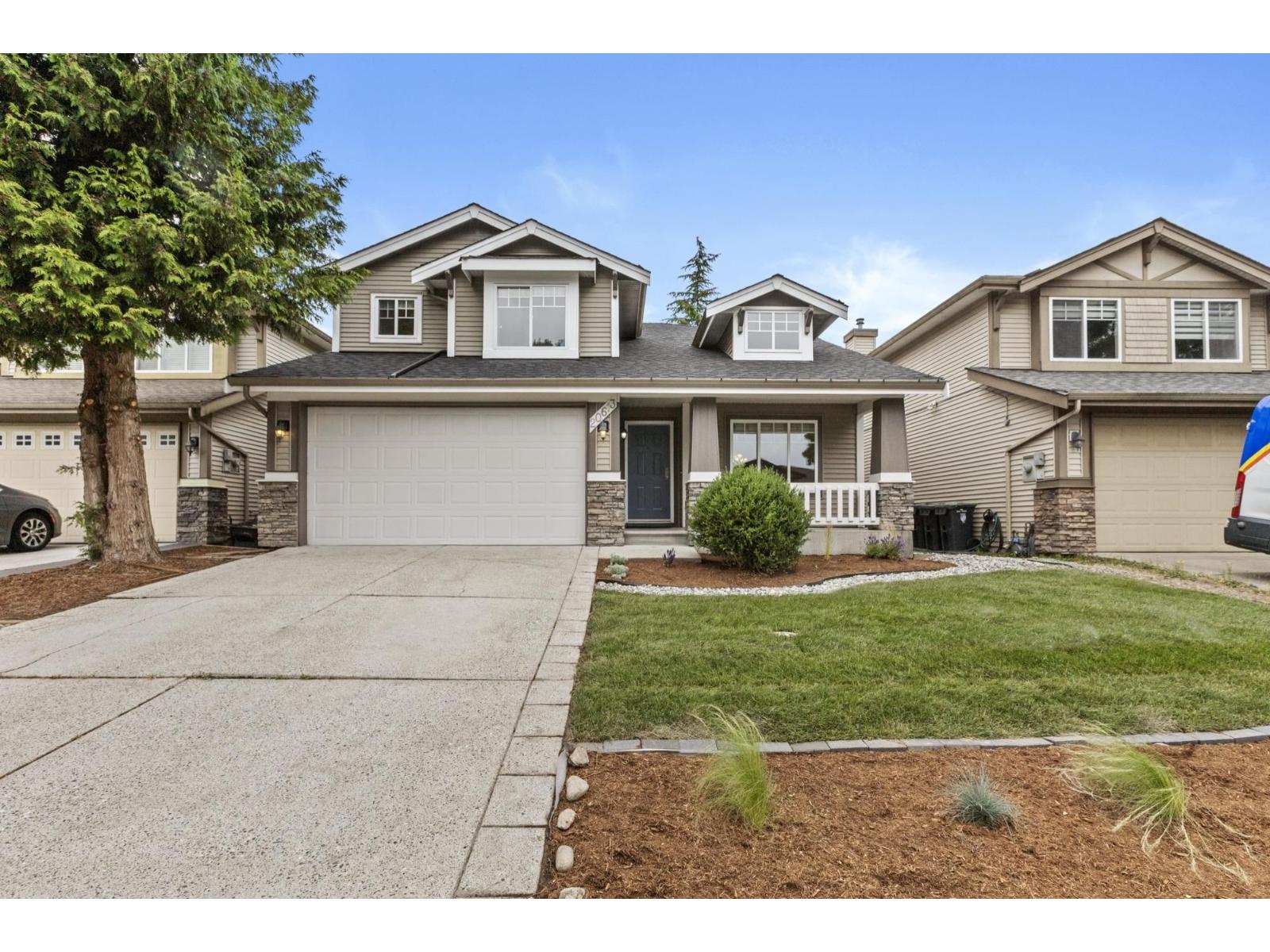 20613 66a Avenue, Langley, British Columbia  V2Y 2Y4 - Photo 1 - R3156144