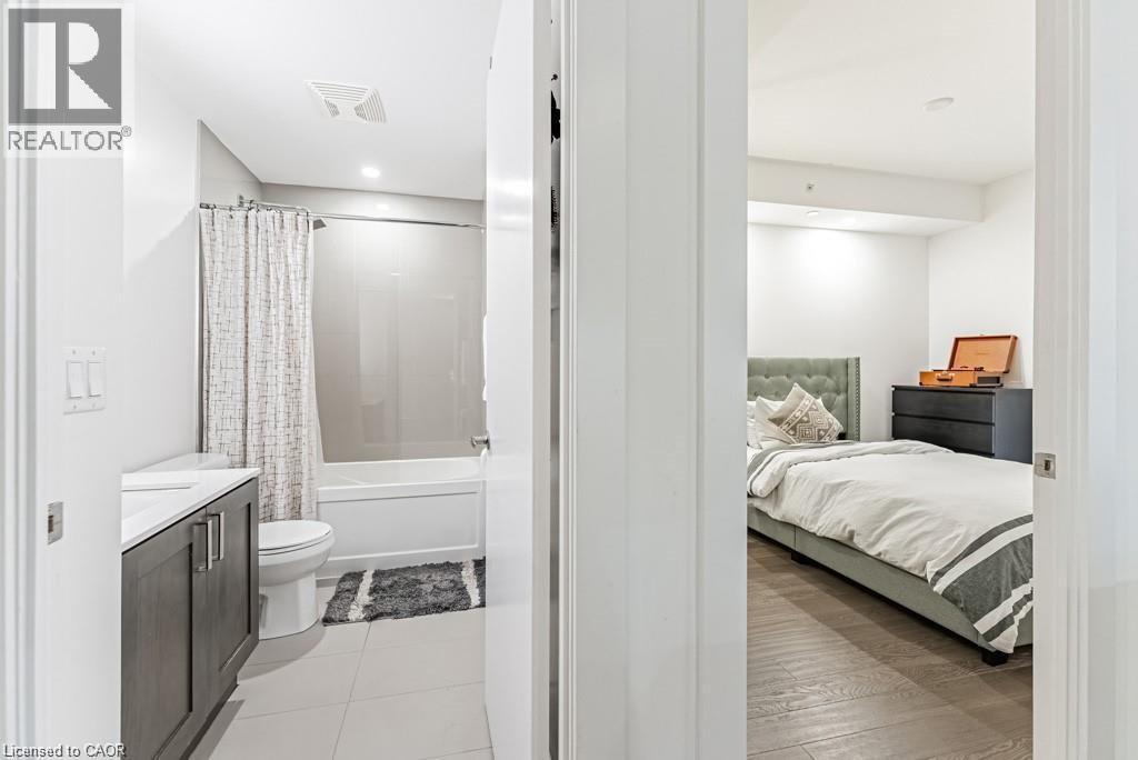 5230 Dundas Street Unit# A501, Burlington, Ontario  L7L 0J5 - Photo 13 - 40853570