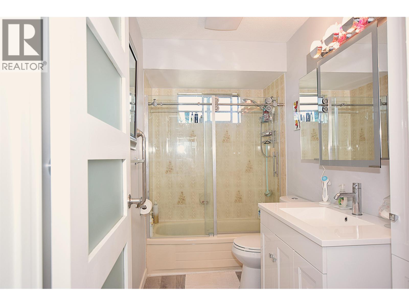 2904 Tatla Place, Coquitlam, British Columbia  V3C 4W8 - Photo 15 - R3156629