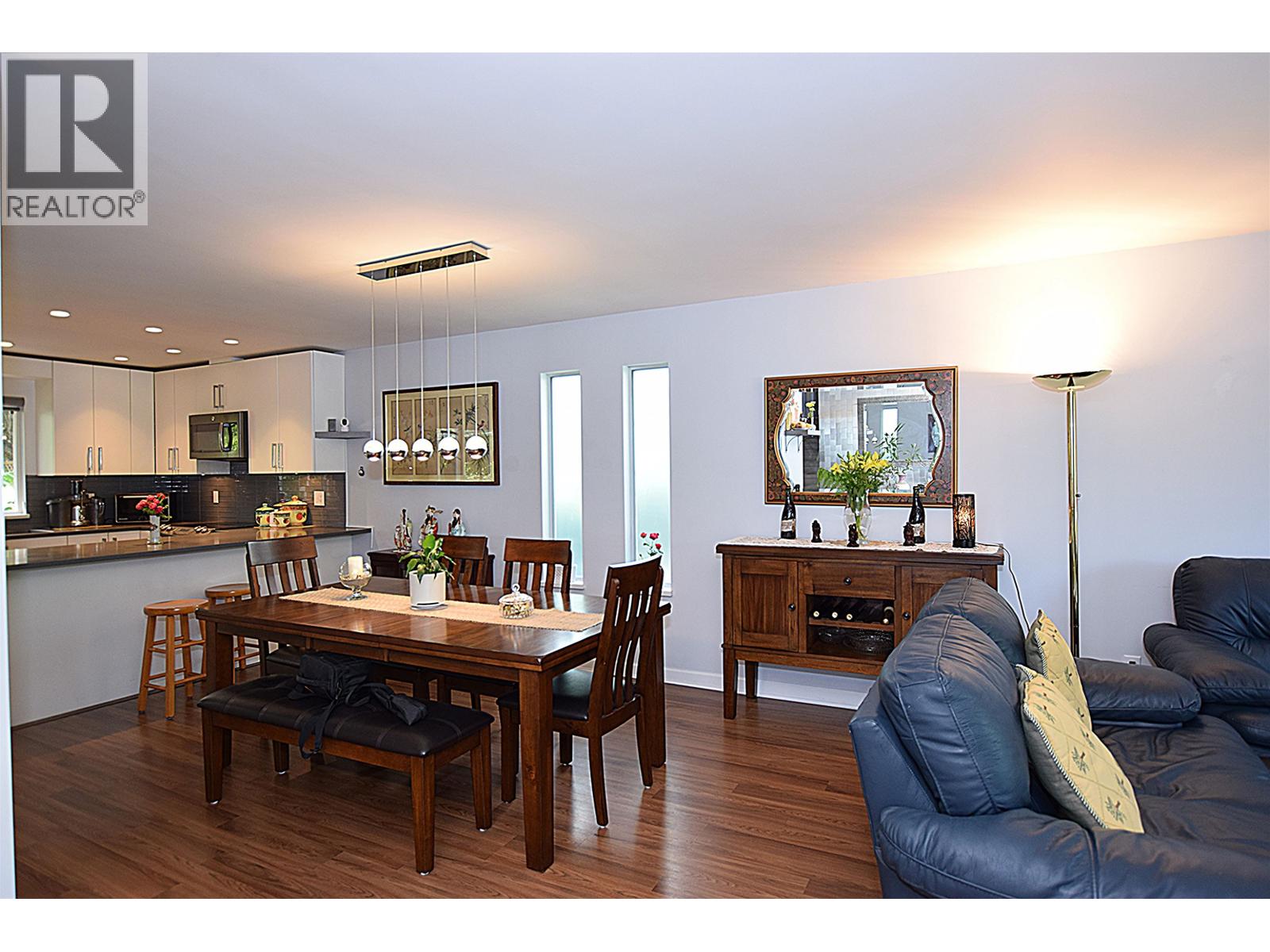2904 Tatla Place, Coquitlam, British Columbia  V3C 4W8 - Photo 3 - R3156629