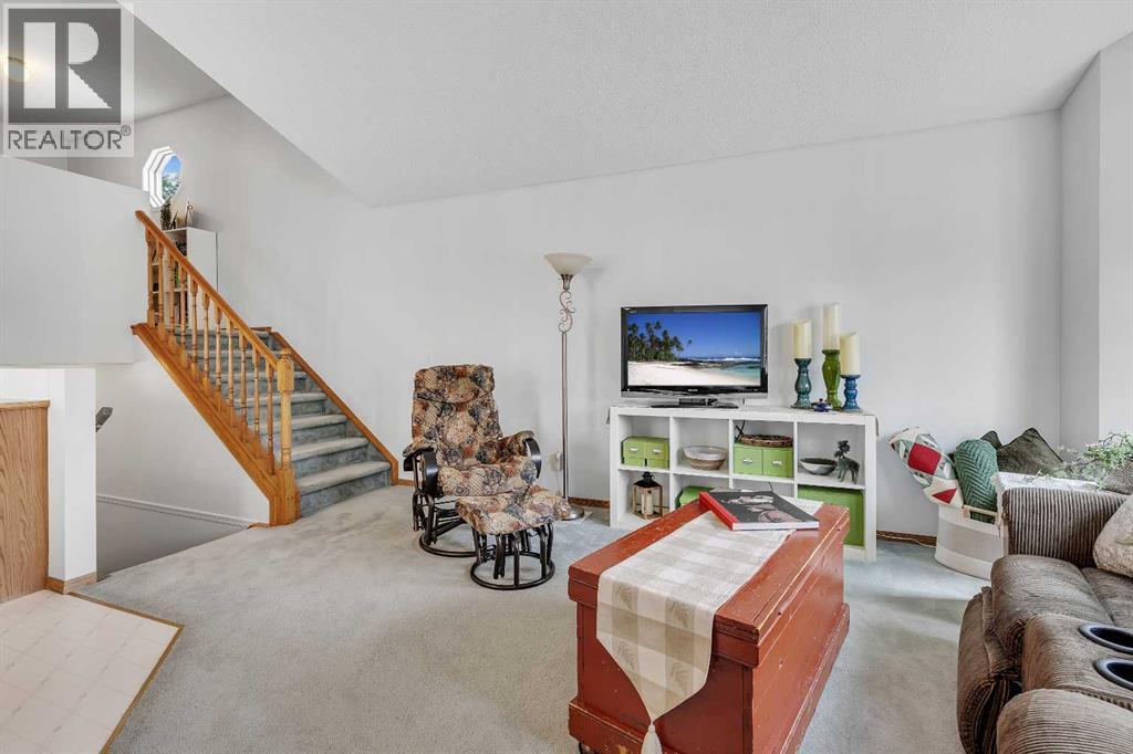 86 Coventry Lane NE, Calgary, Alberta  T3K 4G4 - Photo 4 - A2325815