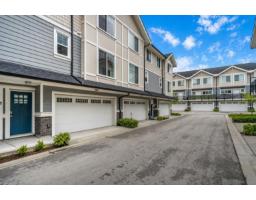 31 19501 74 AVENUE, Surrey, British Columbia