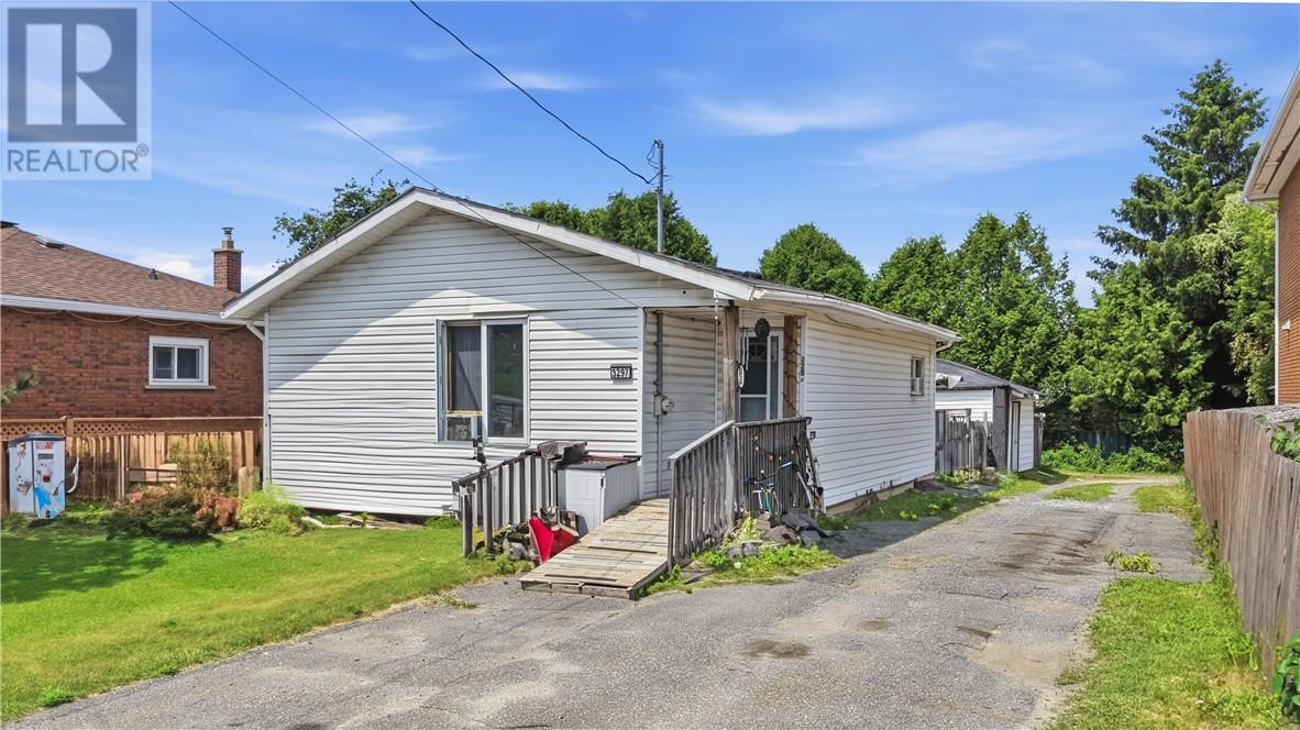 3297 Falconbridge Highway, Garson, Ontario  P3L 1E2 - Photo 1 - 2129016