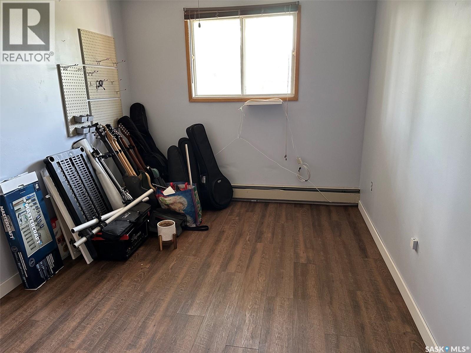 204 306 Perkins Street, Estevan, Saskatchewan  S4A 2K1 - Photo 8 - SK045918