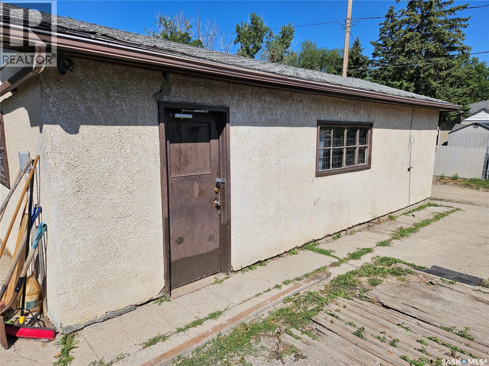 1311 Rothwell Street, Regina, Saskatchewan  S4N 2B2 - Photo 23 - SK045816