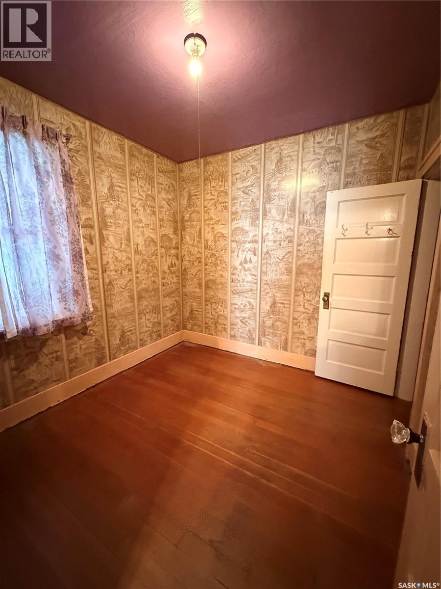 538 Centre Street, Shaunavon, Saskatchewan  S0N 2M0 - Photo 16 - SK045803