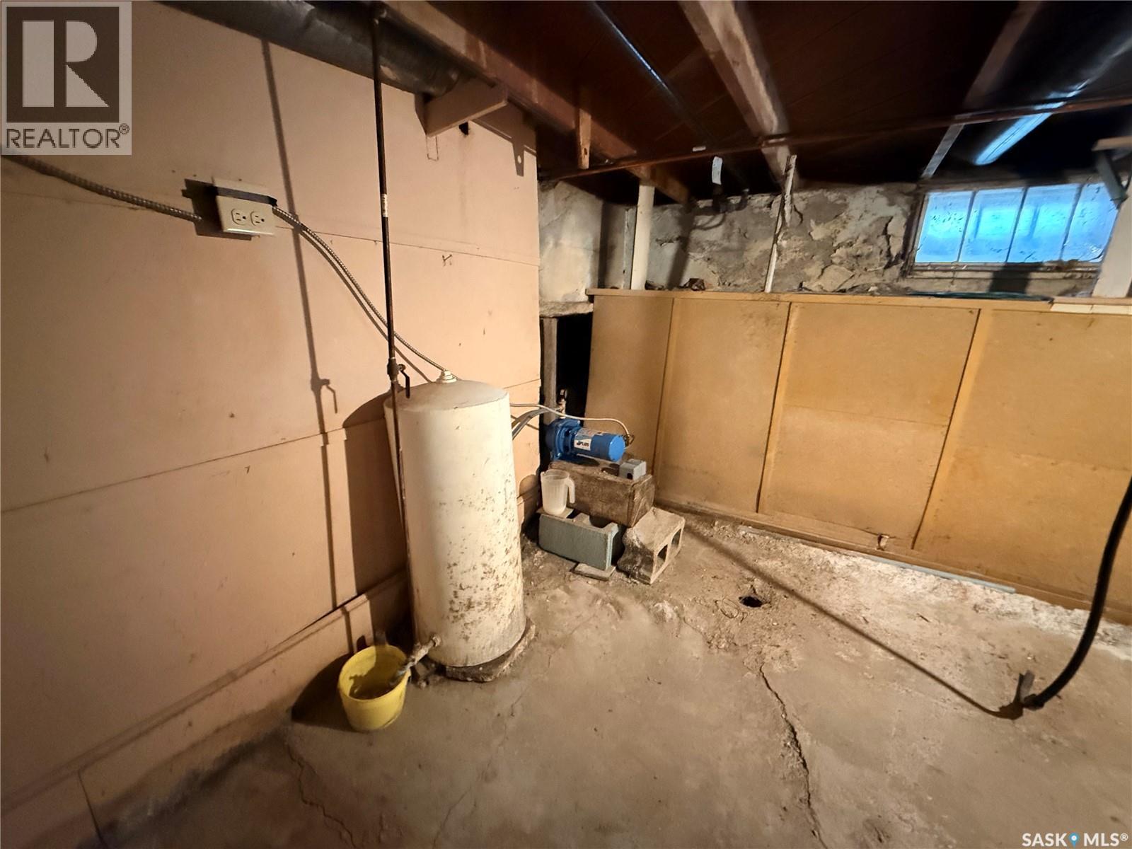 538 Centre Street, Shaunavon, Saskatchewan  S0N 2M0 - Photo 28 - SK045803