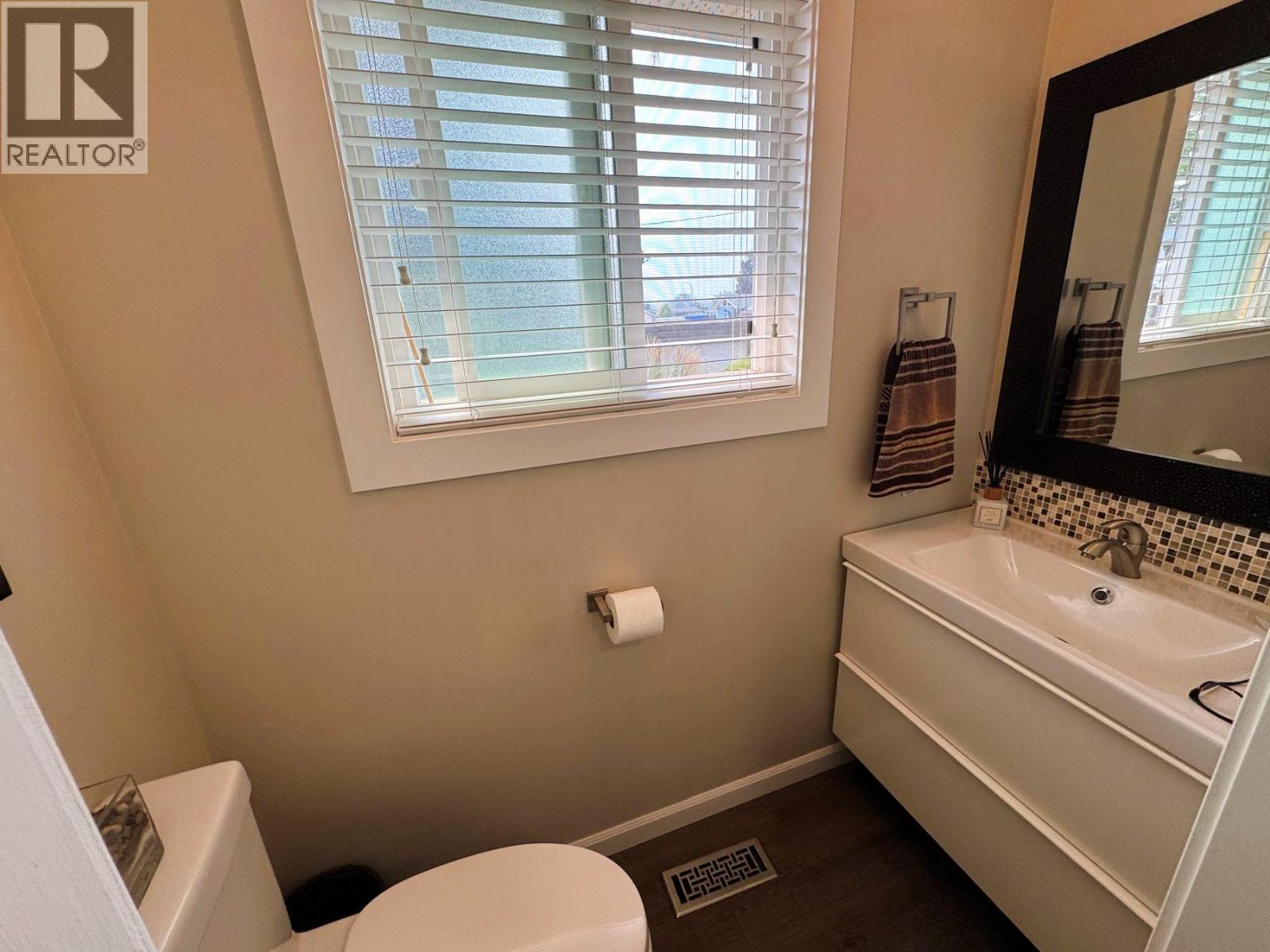 2228 75th Avenue, Grand Forks, British Columbia  V0H 1H2 - Photo 32 - 10397423