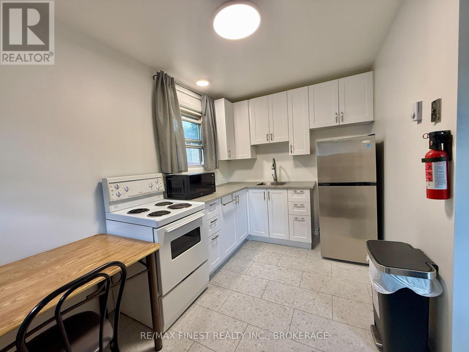 102 Chatham Street, Kingston, Ontario  K7K 4H3 - Photo 5 - X13686946