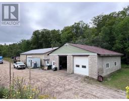 3952 LOOP ROAD, Highlands East, Ontario