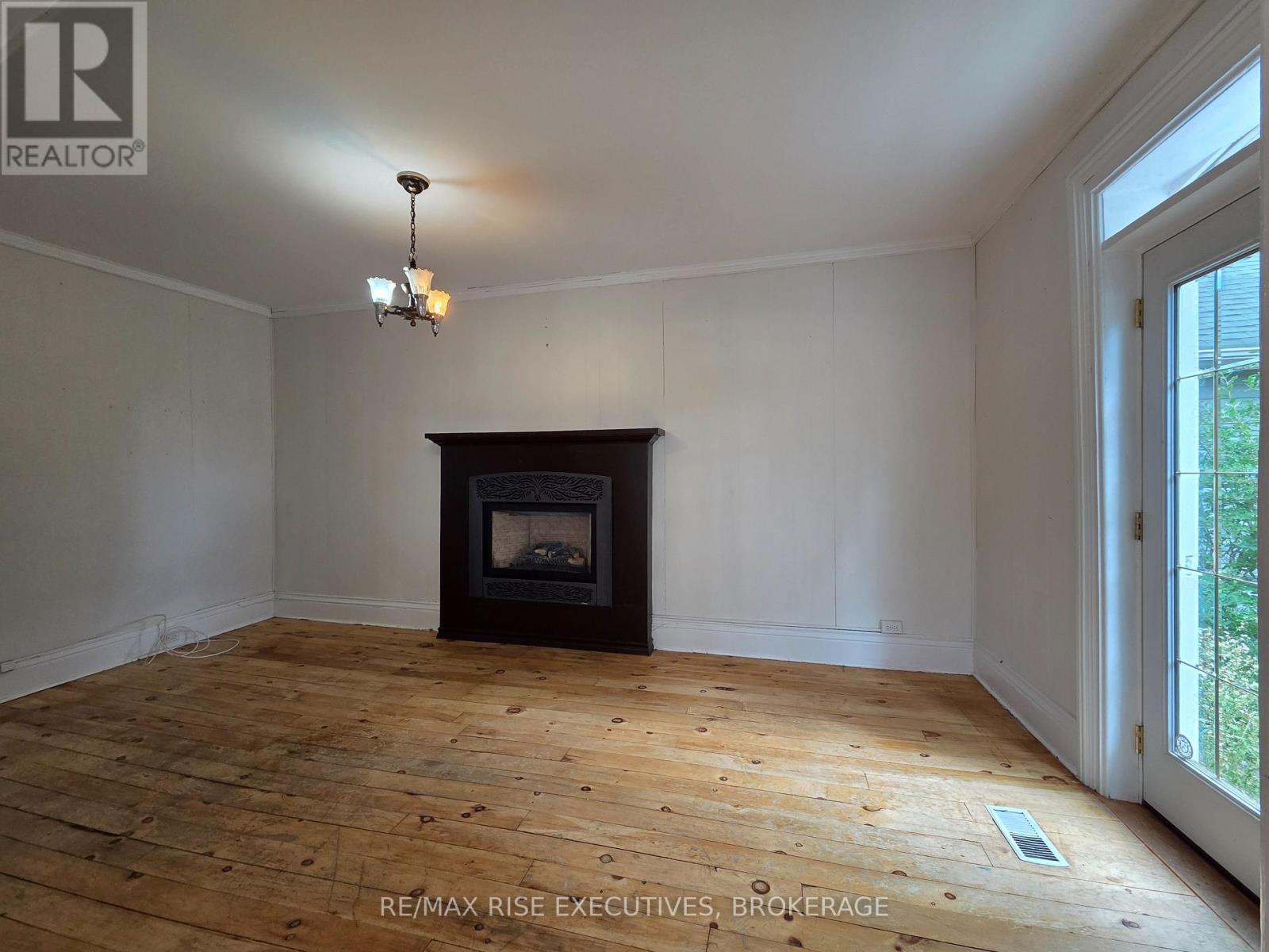 18 Stone Street, Belleville, Ontario  K8P 1Z9 - Photo 11 - X13687632
