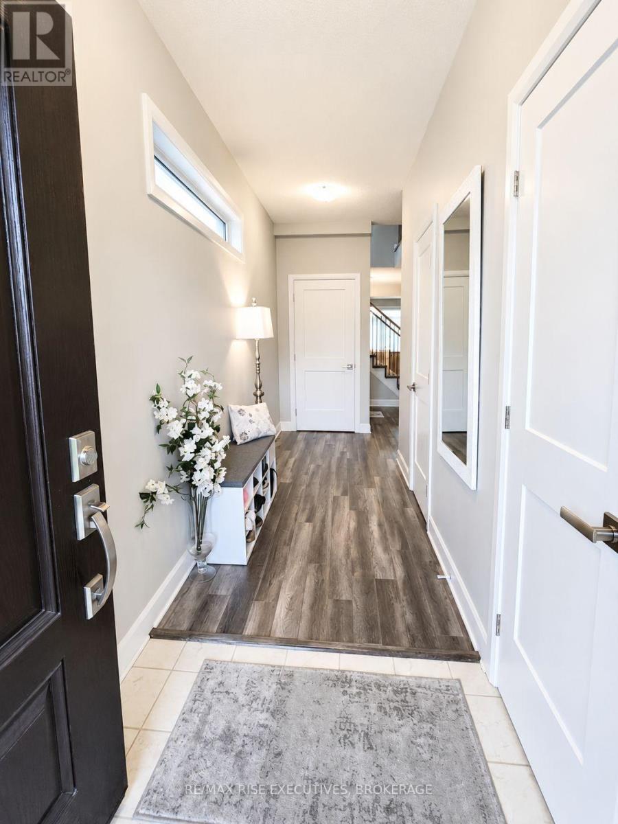 1236 Max Crescent, Kingston, Ontario K7P 0P3 - Photo 3 - X13687746