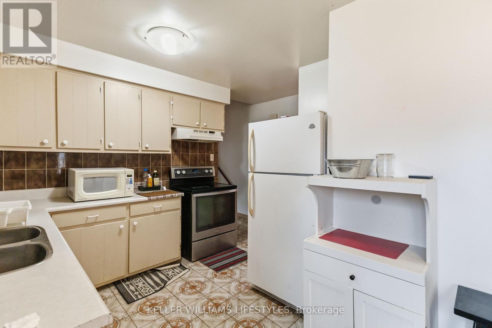 156 Paperbirch Crescent, London North, Ontario  N6G 1L7 - Photo 11 - X13687818