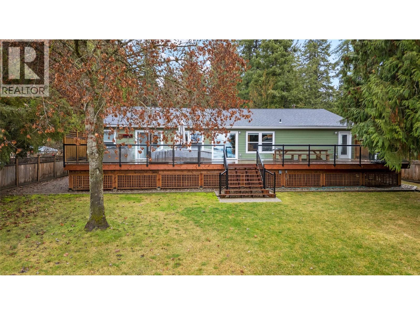 405 97a Highway, Sicamous, British Columbia  V0E 2V1 - Photo 6 - 10371068