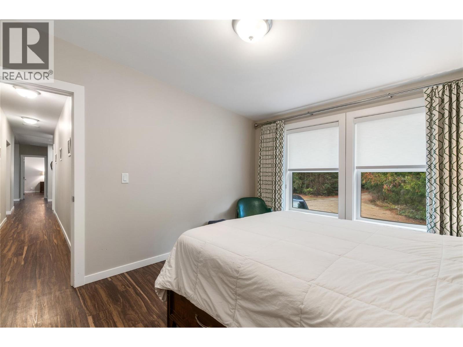 405 97a Highway, Sicamous, British Columbia  V0E 2V1 - Photo 33 - 10371068