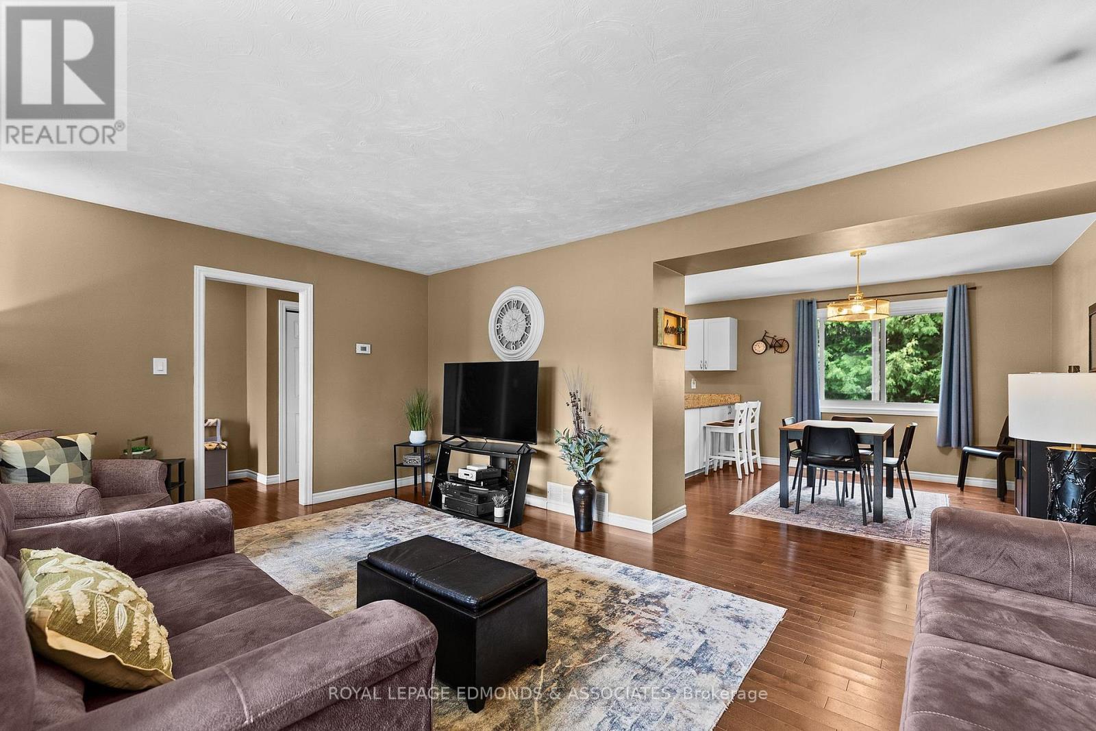 6 Brian Street, Laurentian Valley, Ontario  K8A 6W4 - Photo 15 - X13687856