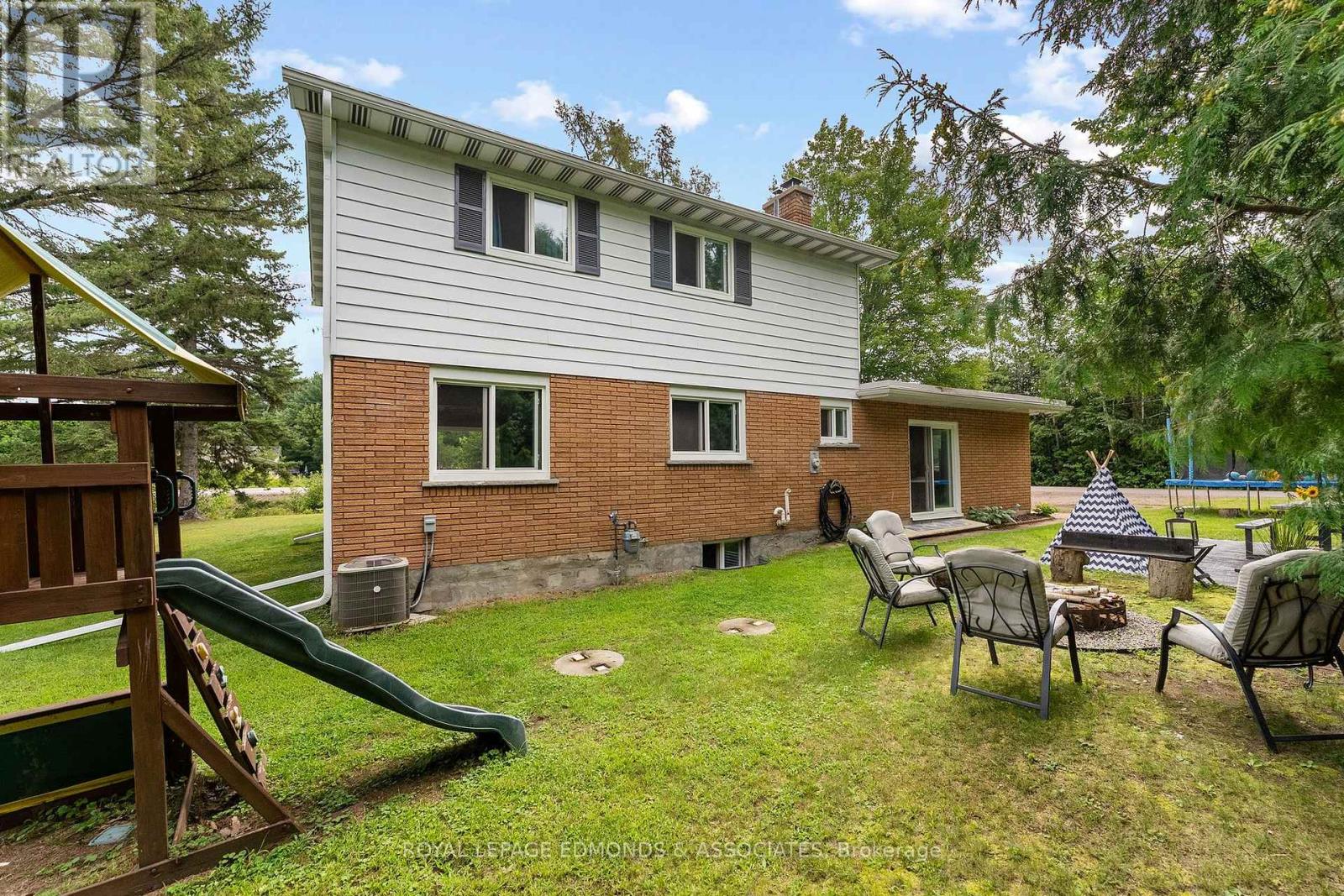 6 Brian Street, Laurentian Valley, Ontario  K8A 6W4 - Photo 33 - X13687856