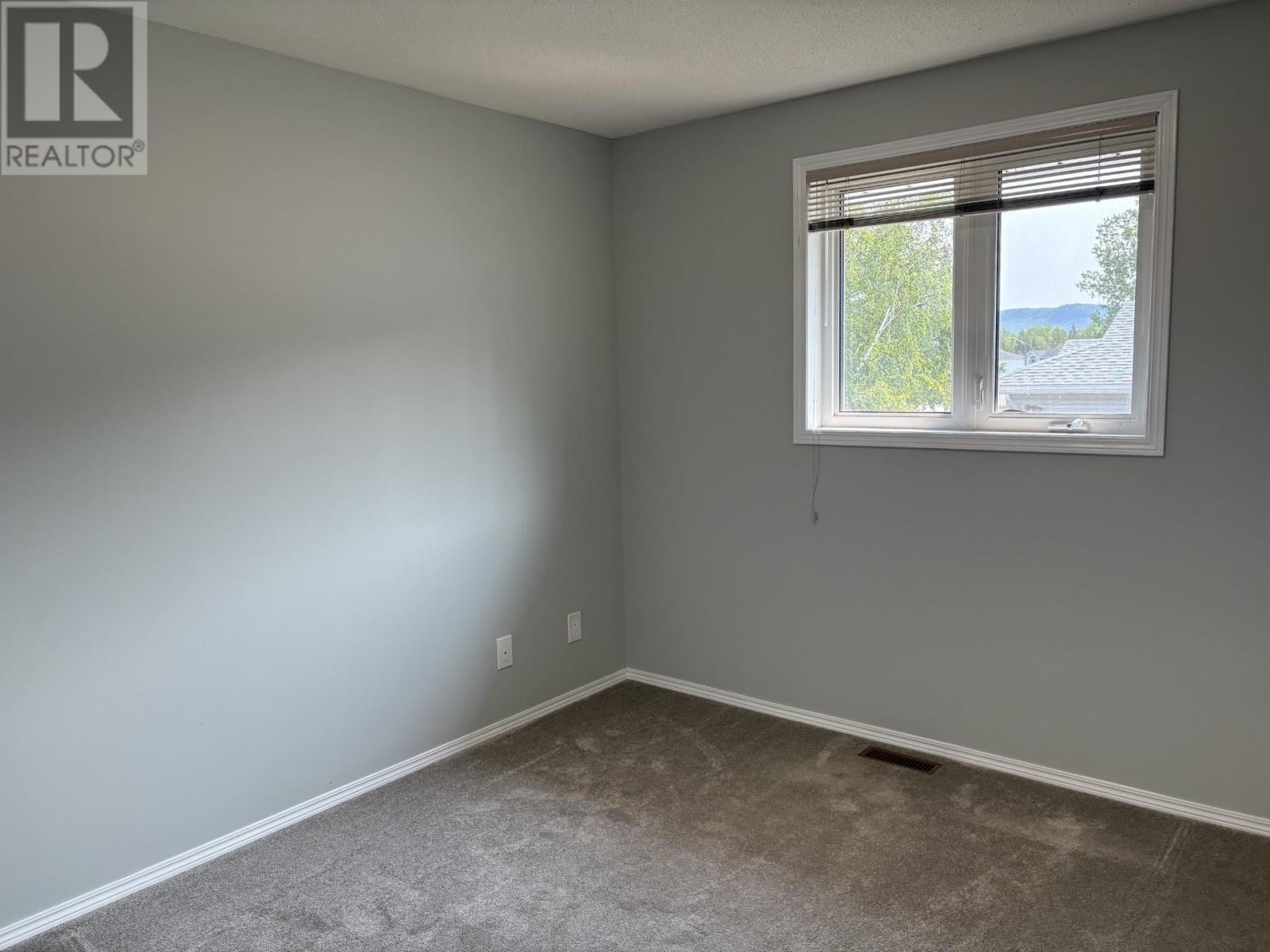 2156 Falconcrest Drive, Thunder Bay, Ontario  P7J 1H5 - Photo 11 - TB2602294