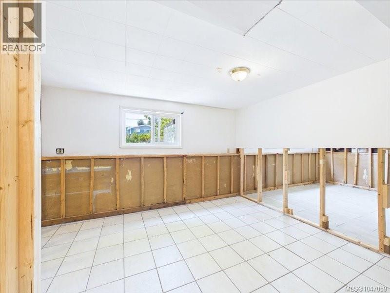 3512 Henderson Rd, Oak Bay, British Columbia  V8P 5B1 - Photo 34 - 1047059