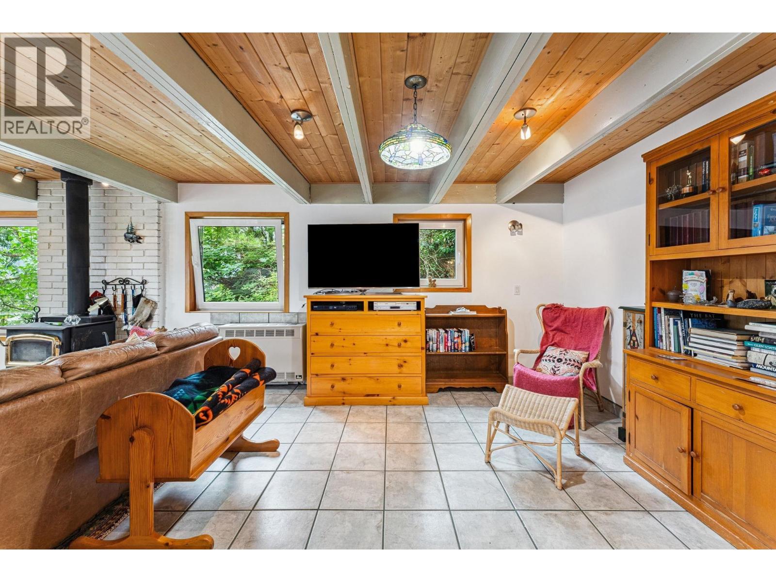12 & 13 Coldwell Beach, North Vancouver, British Columbia  V0V 0V0 - Photo 15 - R3137316