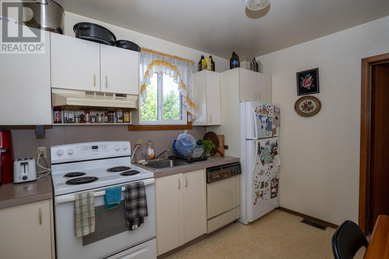 93 Ontario St, Thunder Bay, Ontario P7B 3G1 - Photo 13 - TB2602322
