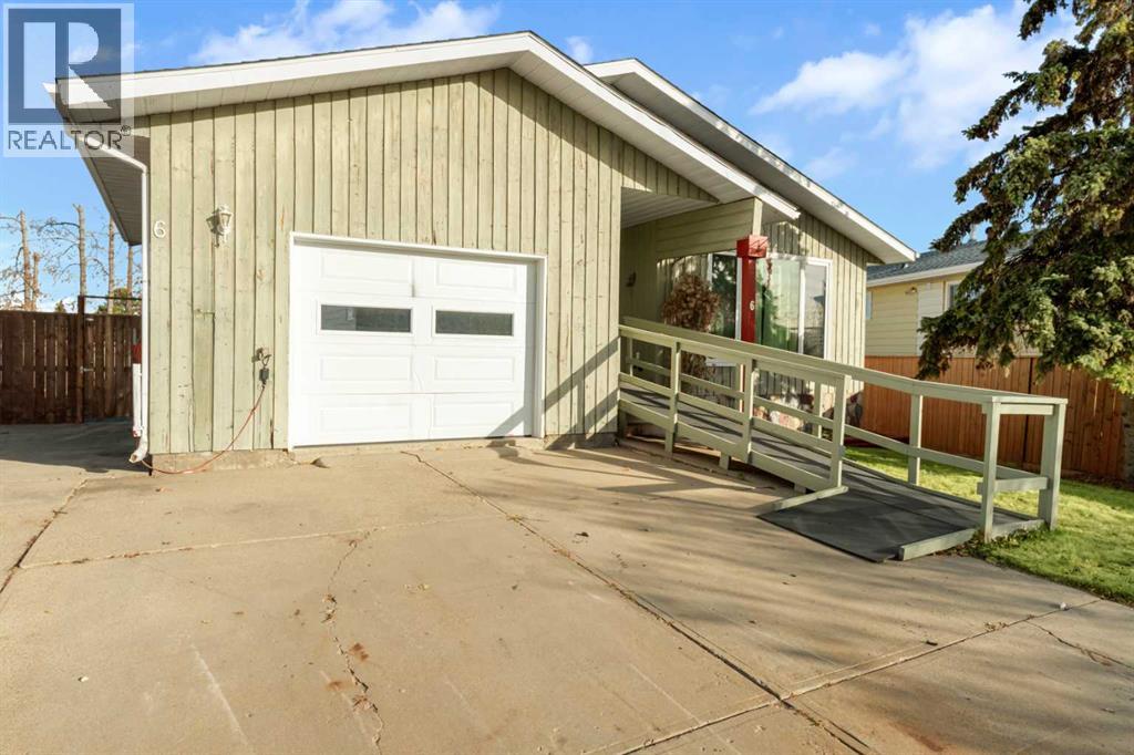 6 Woodland Close, Sylvan Lake, Alberta  T4S 1L9 - Photo 6 - A2327396
