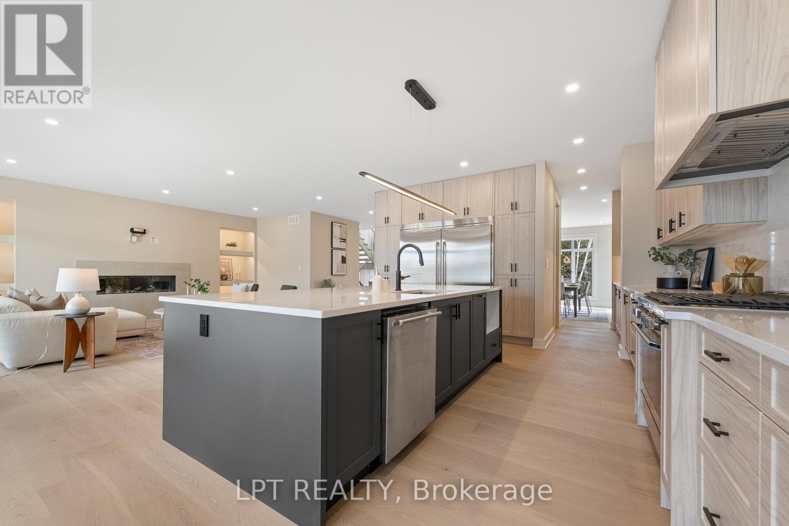 15 Briggs Avenue, Ottawa, Ontario  K2E 6W5 - Photo 12 - X13687724