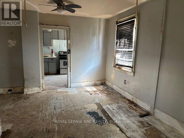62 Haynes Avenue, St. Catharines, Ontario  L2R 3Z3 - Photo 2 - X13687750