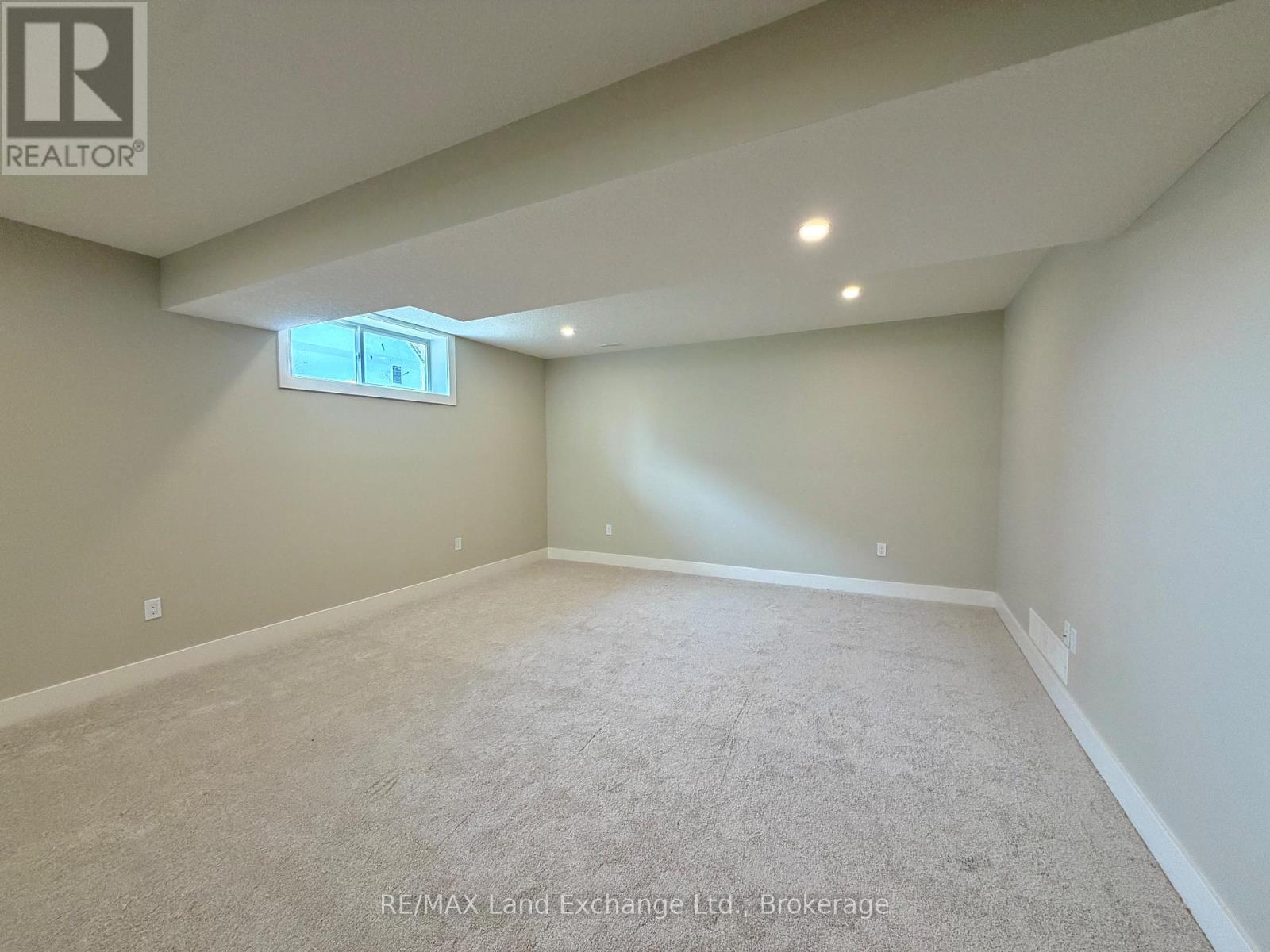 159 Westlinks Drive, Saugeen Shores, Ontario  N0H 2C3 - Photo 14 - X12604940