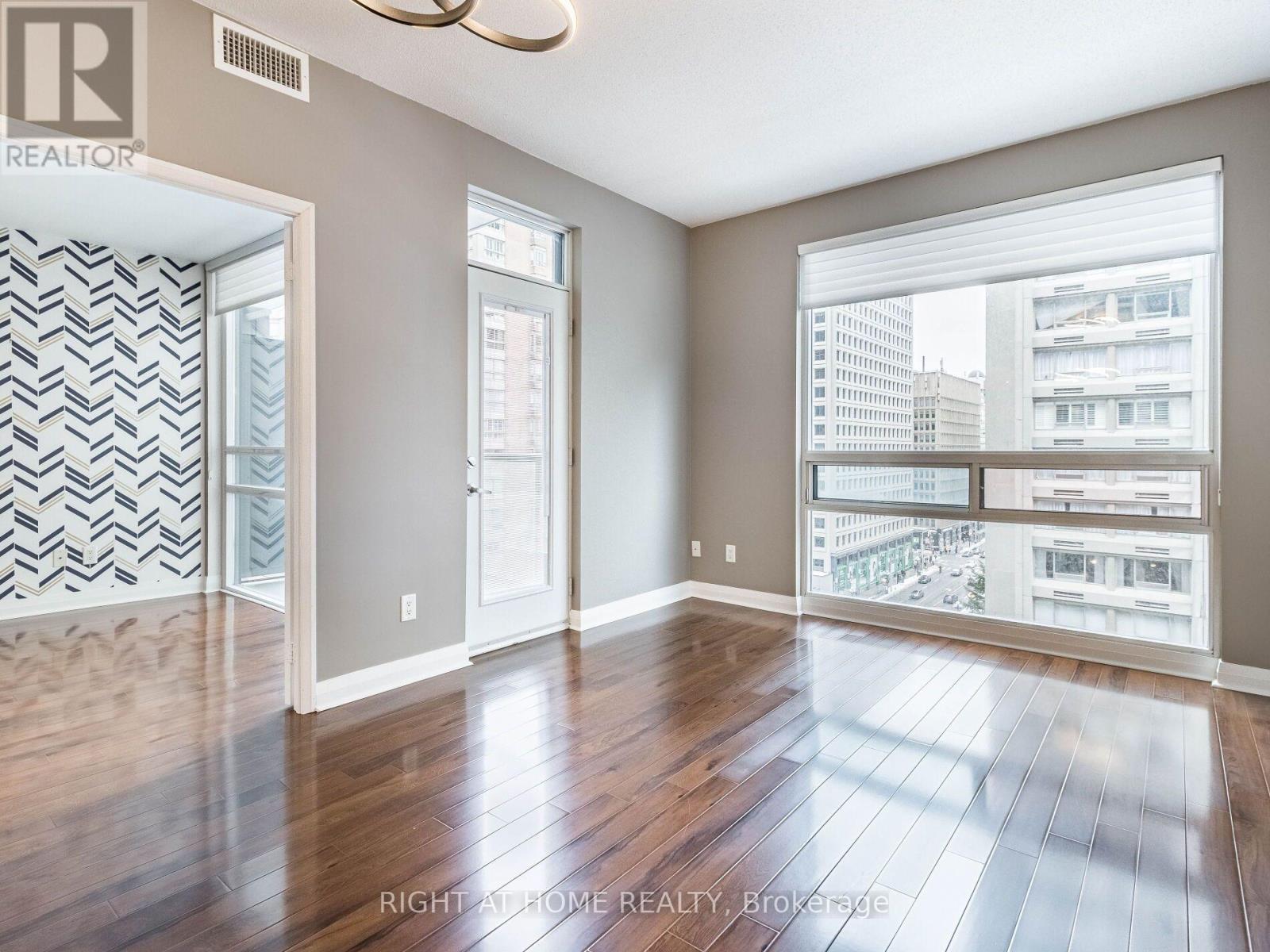 1106 - 1121 Bay Street, Toronto, Ontario  M5S 3L9 - Photo 9 - C13687670