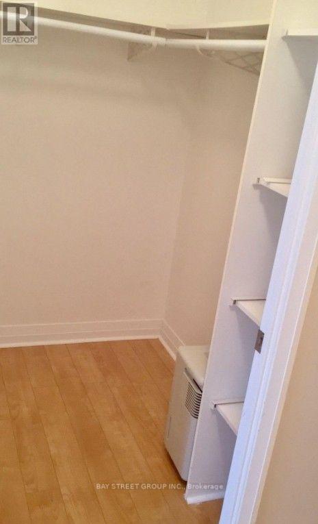 1008 - 25 Carlton Street, Toronto, Ontario  M5B 1L4 - Photo 6 - C13687704