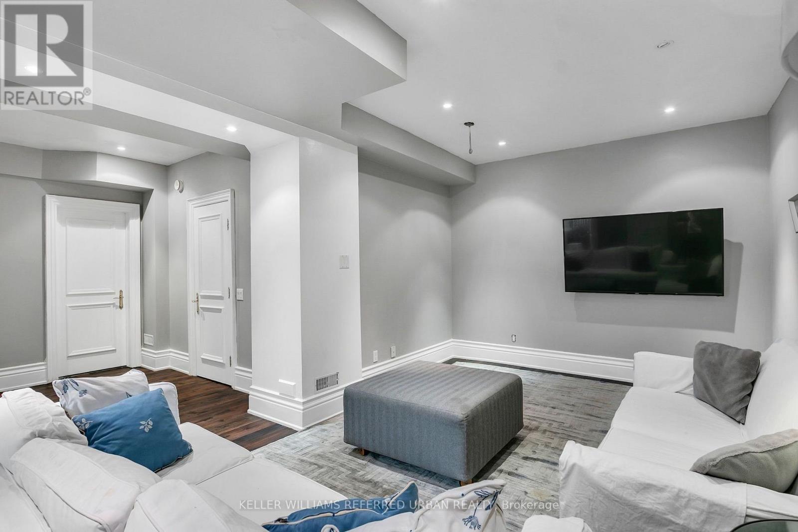 45 Mathersfield Drive, Toronto, Ontario  M4W 3W4 - Photo 19 - C13687736