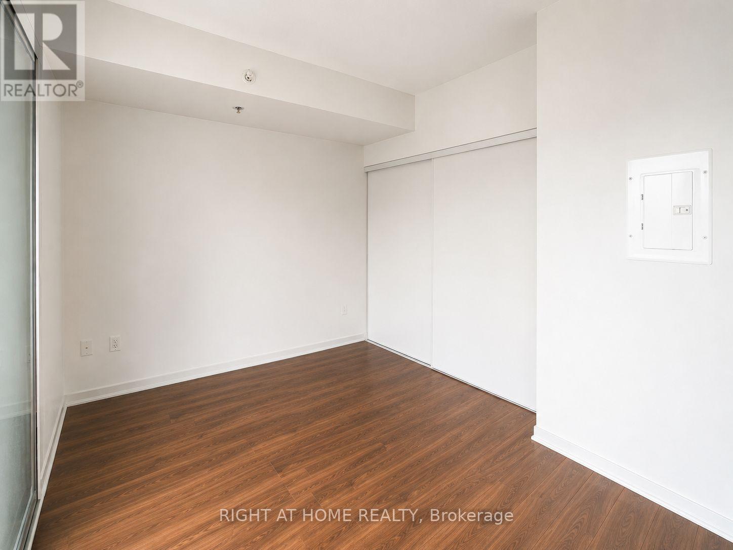 827e - 36 Lisgar Street, Toronto, Ontario  M6J 0C7 - Photo 4 - C13687874