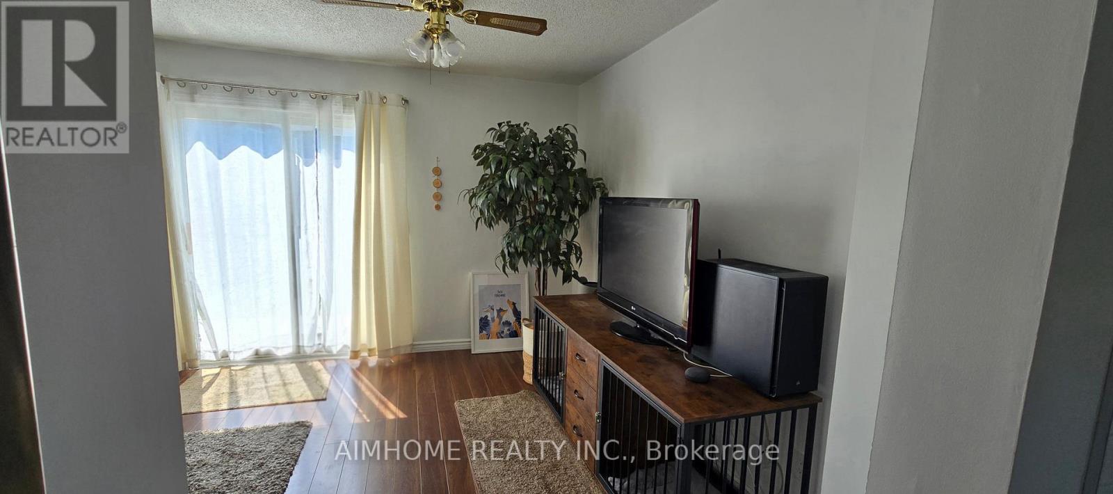 854 Attersley Drive, Oshawa, Ontario  L1K 1T9 - Photo 7 - E13685352