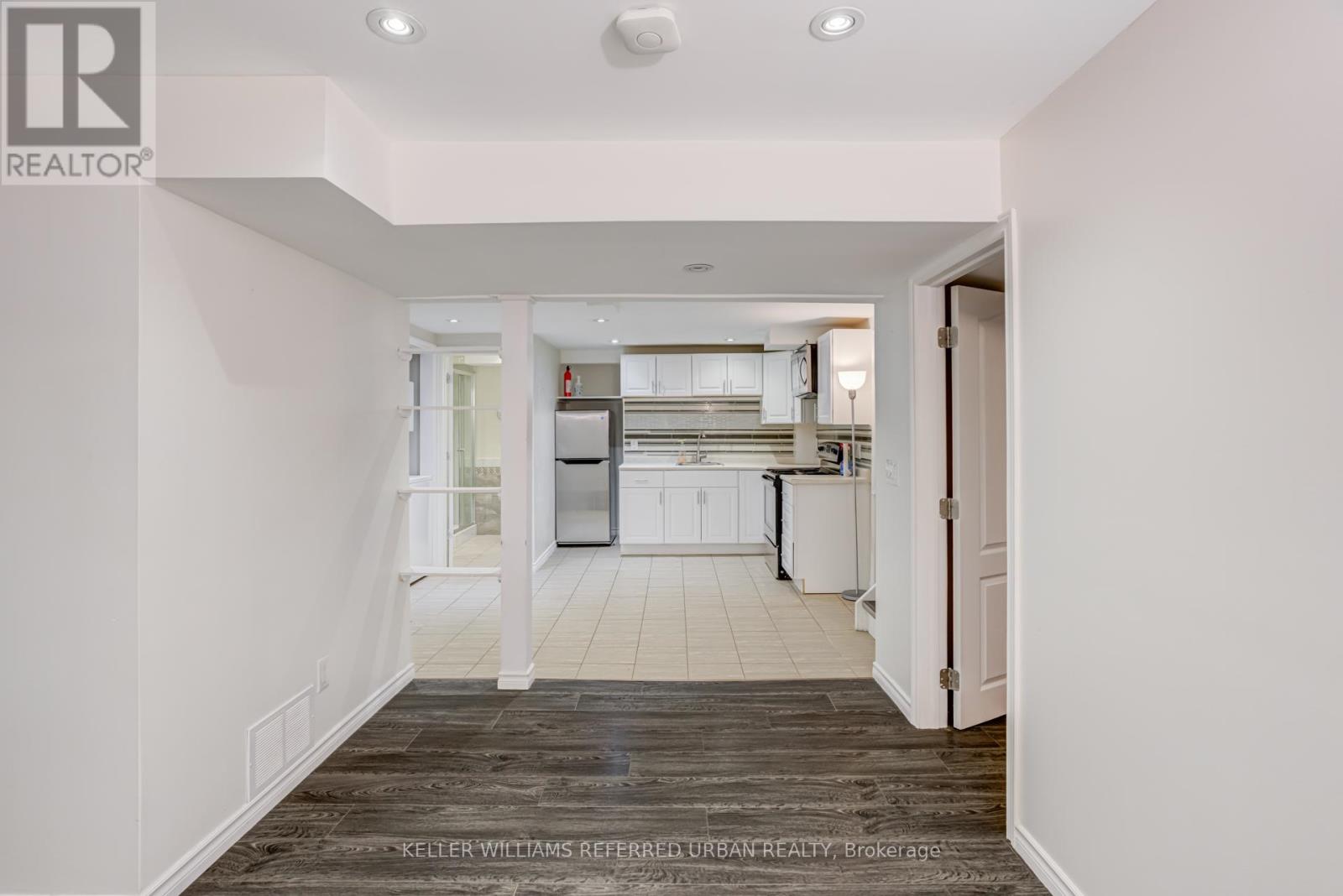 718 Edgewood Road S, Pickering, Ontario  L1V 2Z6 - Photo 11 - E13687734