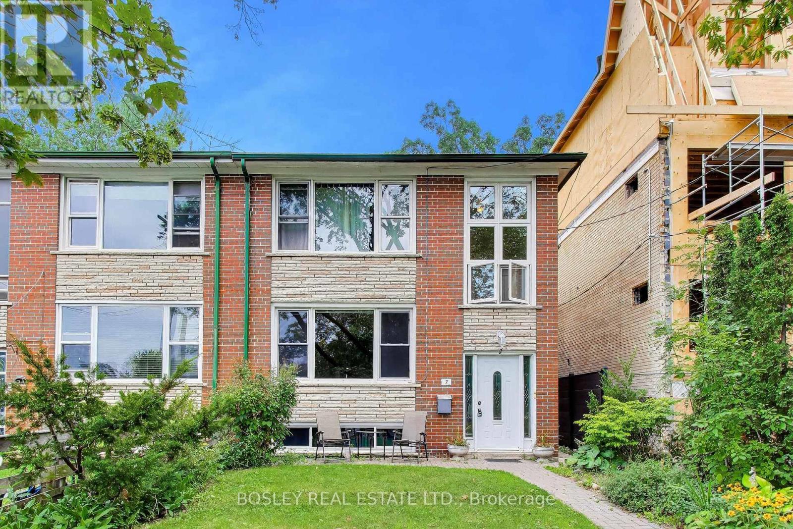 7 NORWOOD ROAD, Toronto, Ontario