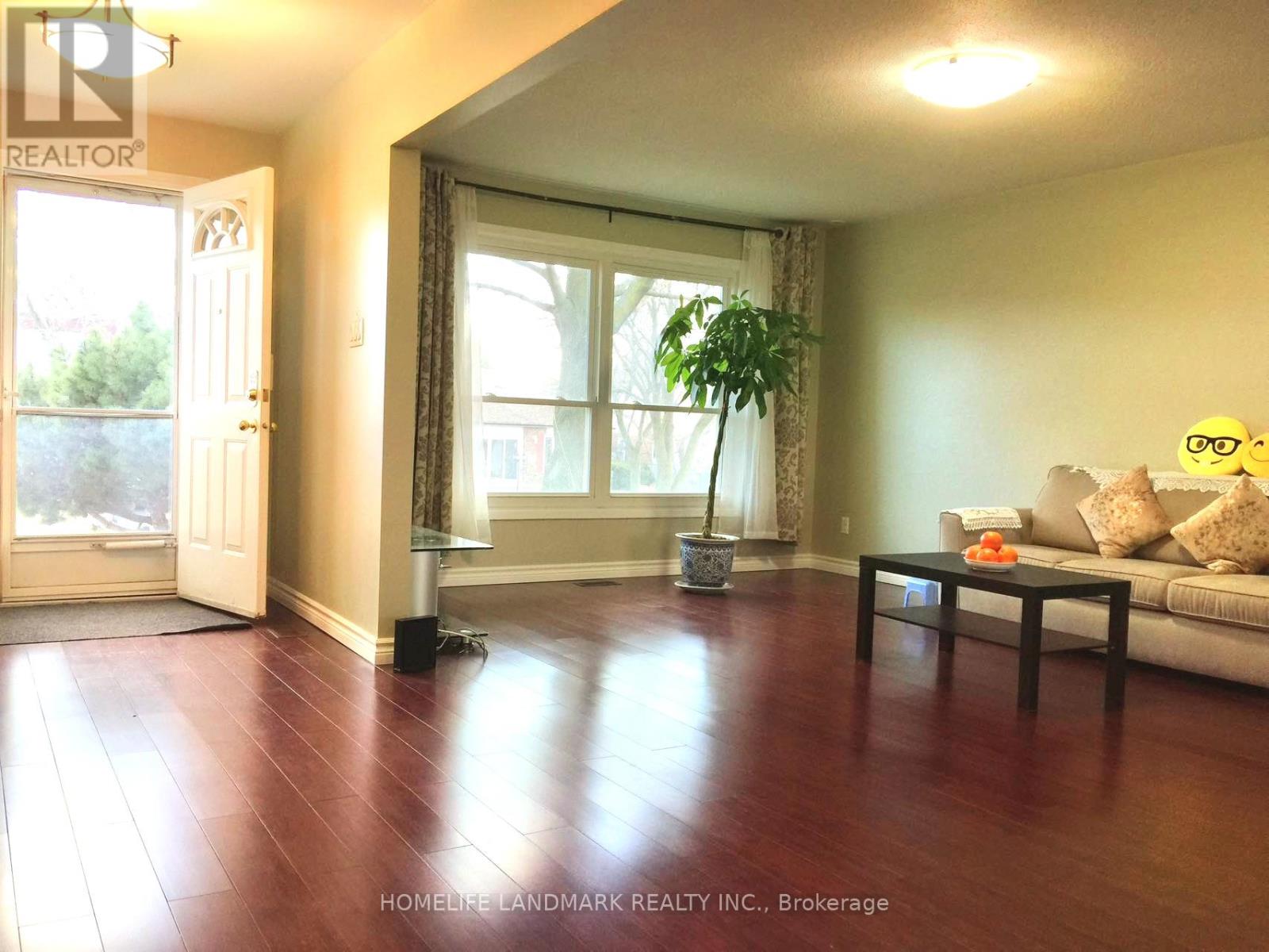 105 Rainier Square, Toronto, Ontario  M1T 3A1 - Photo 4 - E13687858
