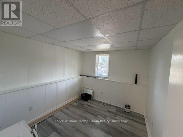 Upper - 465a St Patrick Street W, Centre Wellington (Fergus), Ontario  N1M 1M2 - Photo 3 - X13687844